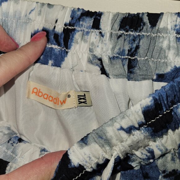 NWT Abaadlw Blue & White Flouncy Floral Skirt (XXL) - Picture 5 of 7